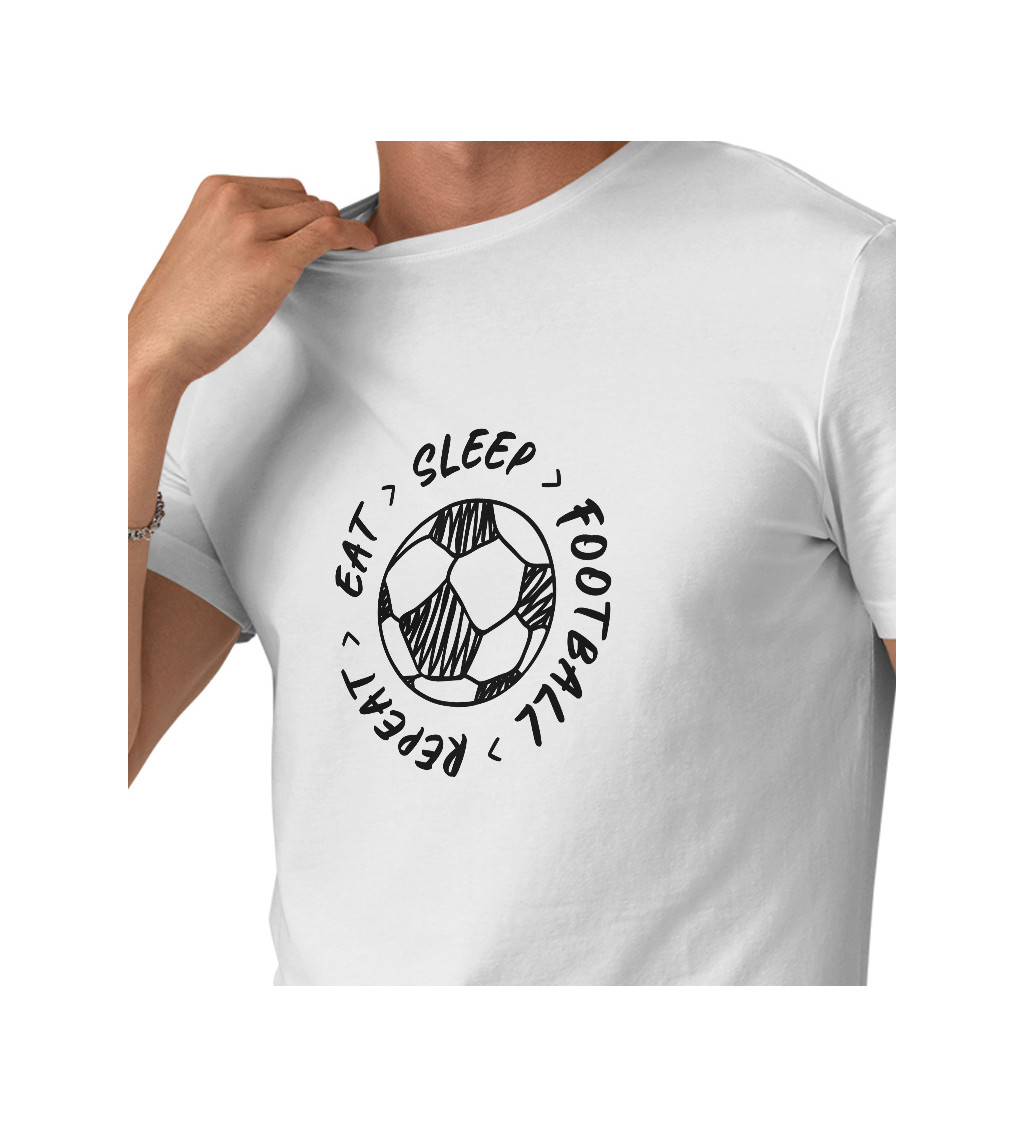 Bílé pánské tričko – Eat sleep football repeatS
