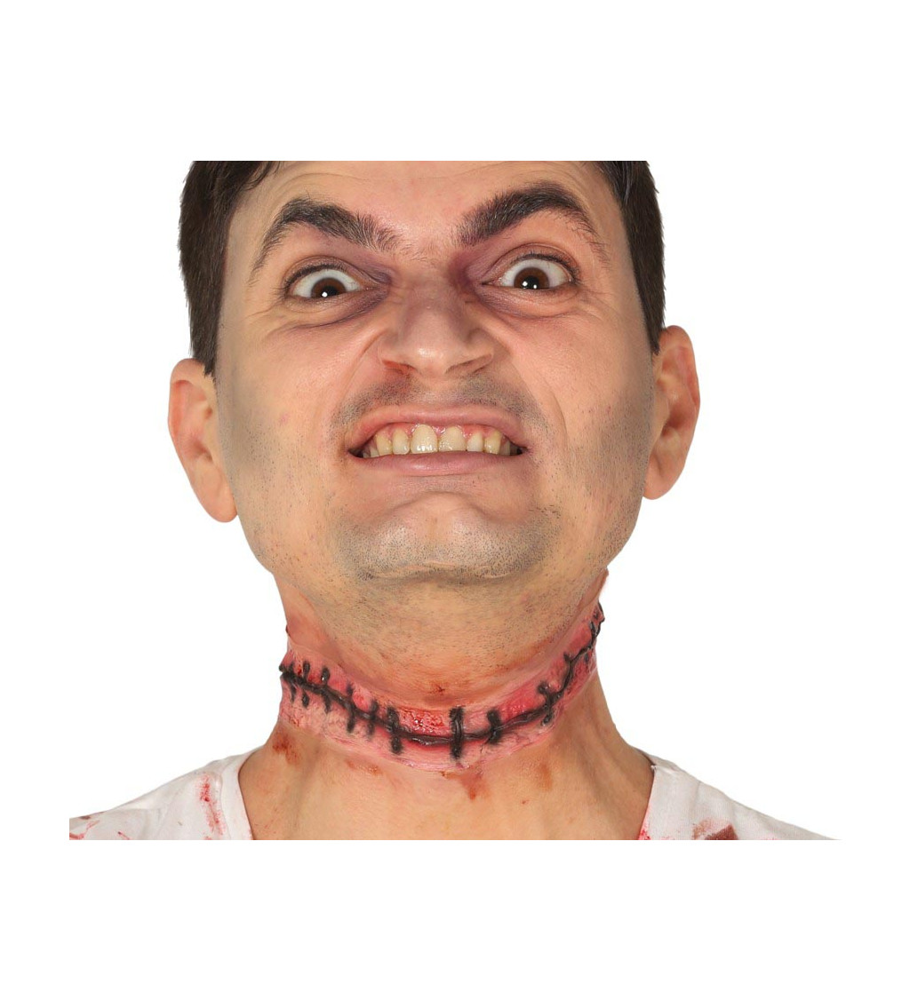 Latexová jizva znázorňující zašitý krk.