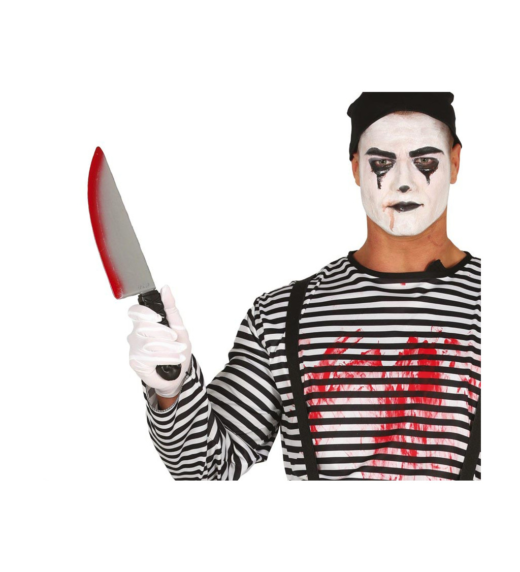 Hororový nůž s krví