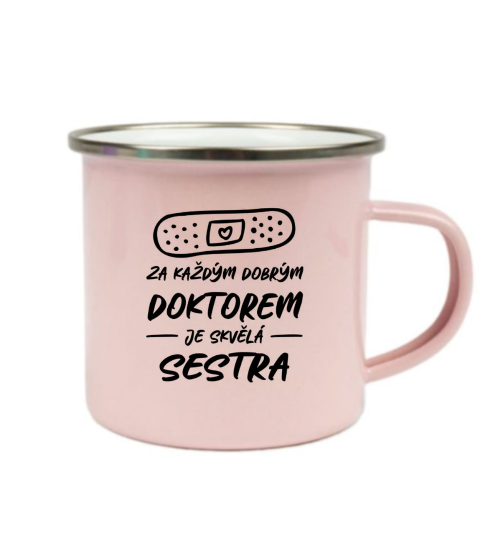 Růžový plecháček – Za každým dobrým doktorem je skvělá sestra