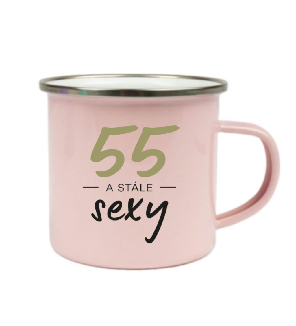 Růžový plecháček – 55 a stále sexy