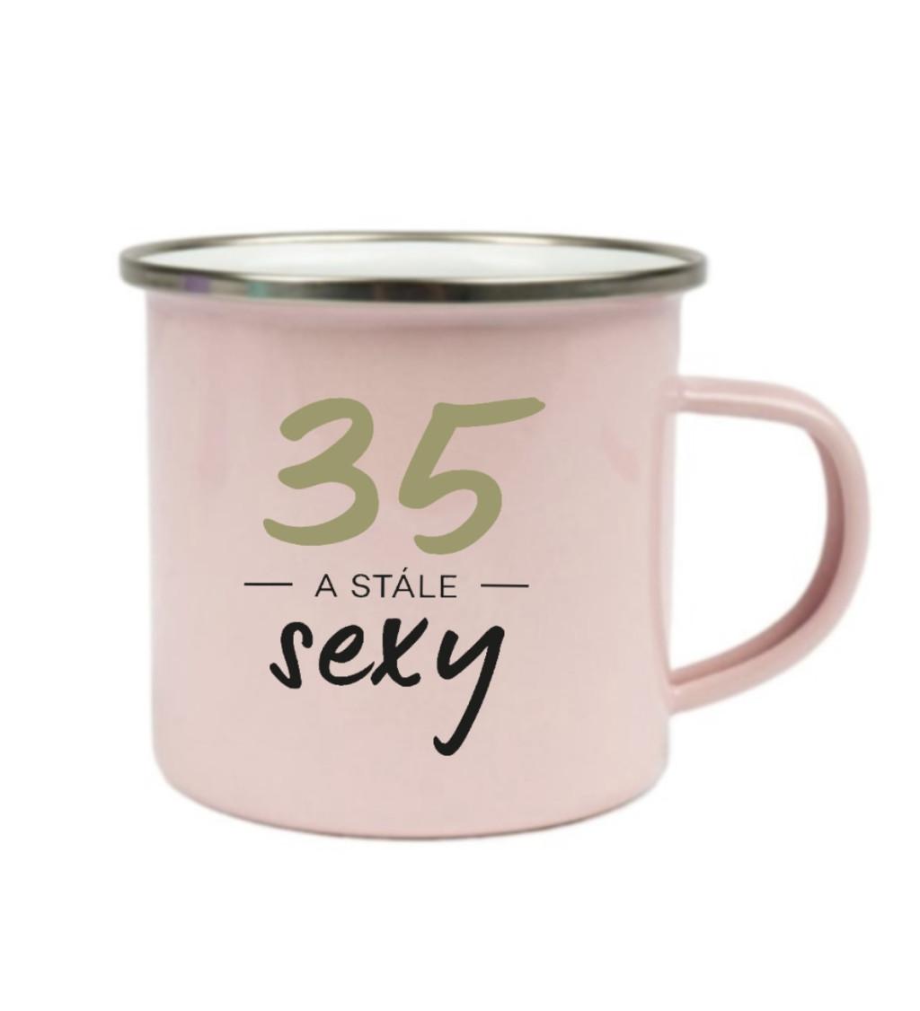 Růžový plecháček – 35 a stále sexy