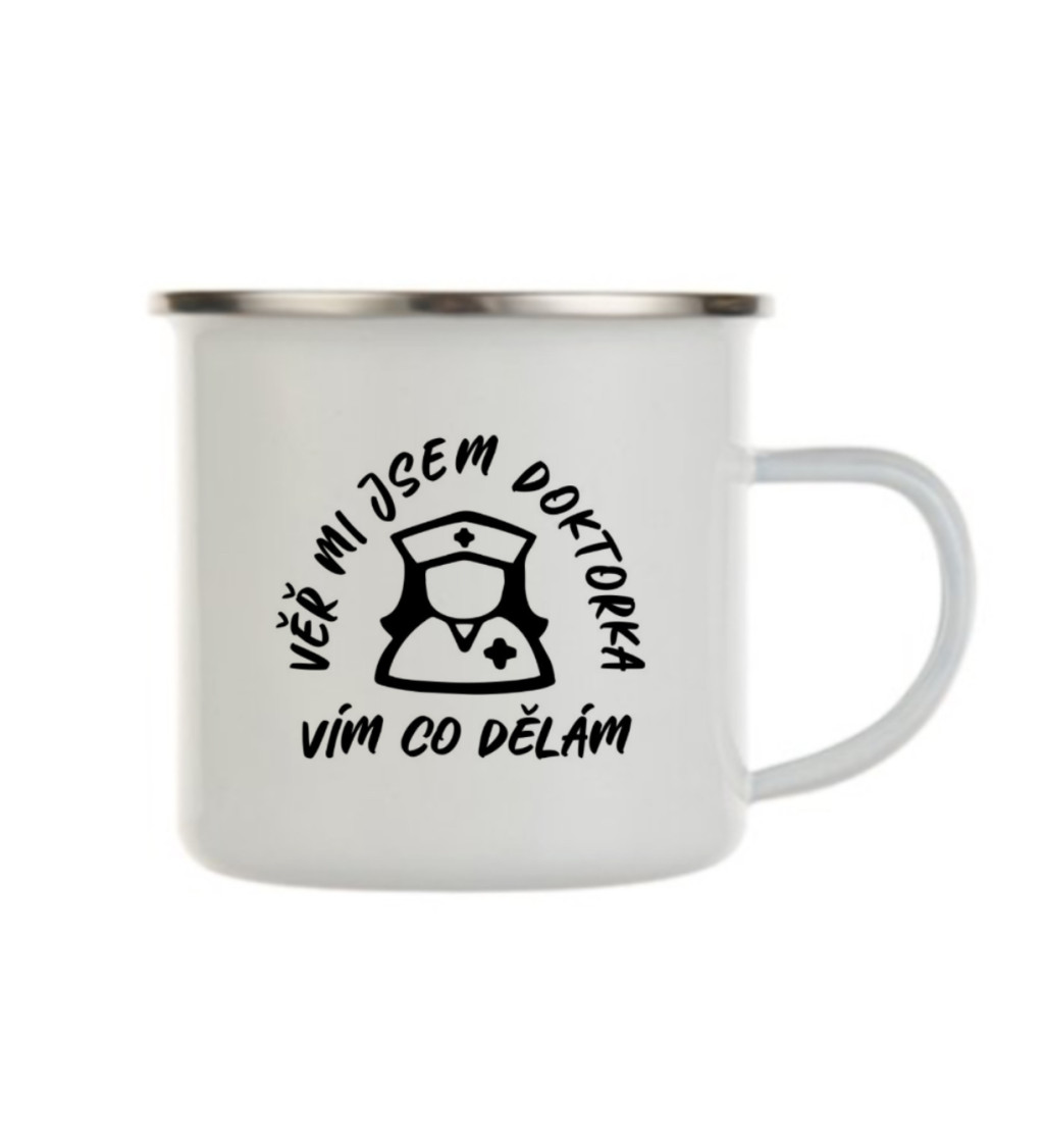 Bílý plecháček – Věř, jsem doktorka, vím co dělám