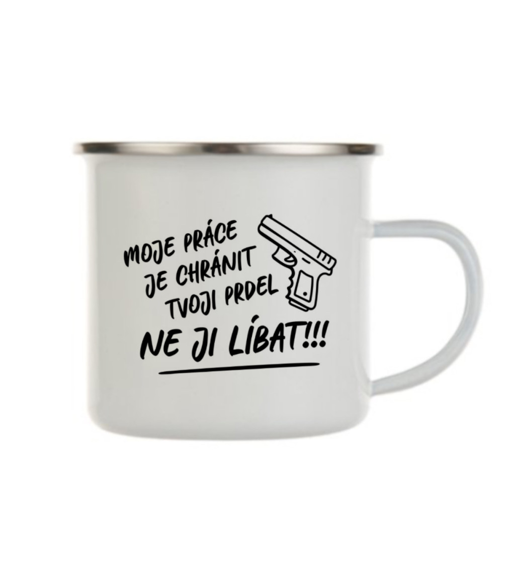 Bílý plecháček – Moje práce je chránit tvoje prdel, ne ji líbat