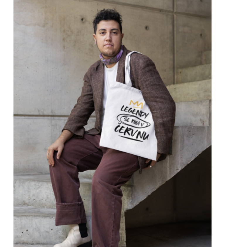 Nažehlovací motiv: Legendy se rodí v červnu