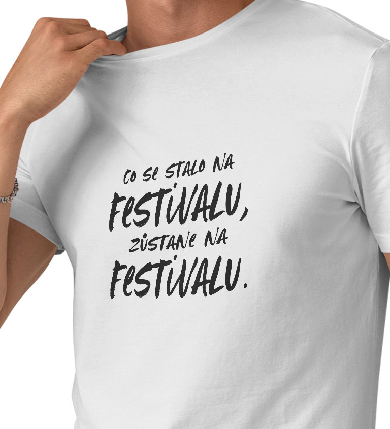 Bílé pánské tričko – Co se stane na festivalu