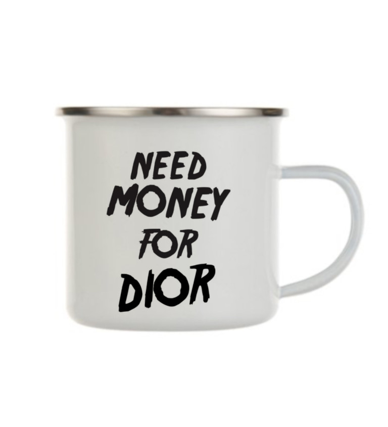 Bílý plecháček – Need money for Dior
